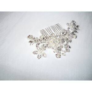 Rhinestone hair comb, bridal hairpiece festival hair comb prom tiara
